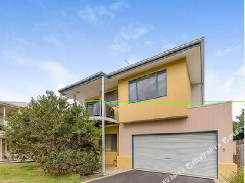 Fabulous Townhouse At The Famous Smiths Beach - Tourism Townsville 1