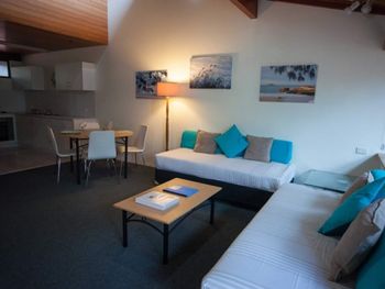 Sea Star Apartment 1 Bedroom Studio - Tourism Townsville 5