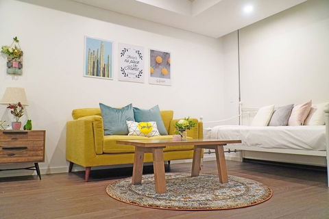 C08-darling Harbour Studio - Tourism Townsville 0