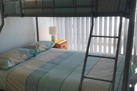 Ebbtide Unit 23 2 6 North St. Forster - Tourism Townsville 3