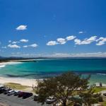 Beachpoint Unit 401 28 North Street - Tourism Townsville 0
