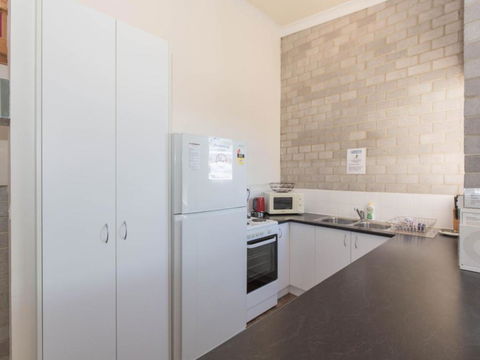 Tanderra 18 / 28 Park Road - Tourism Townsville 2