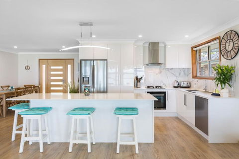 Kalimna Lakeside Living - Tourism Townsville 4