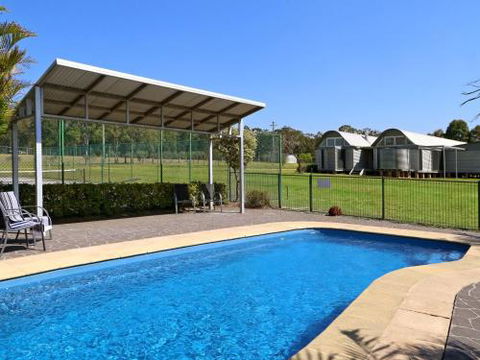 Ironbark Hill Retreat - Tourism Townsville 0