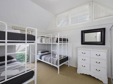 Ironbark Hill Retreat - Tourism Townsville 3