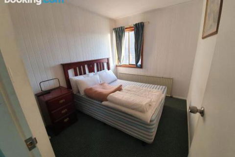 1 Lakeview Plaza - Tourism Townsville 6