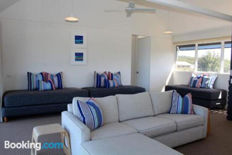 BARANBALEE WEEKLY ONLY - Tourism Townsville 1