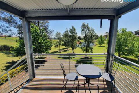 Travertines Wines Apartment - Tourism Townsville 6