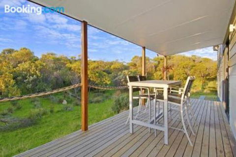 A One One Two At Island Beach - Tourism Townsville 4