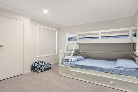 Kentia Drive 28 - Tourism Townsville 3