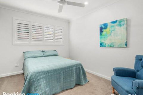 Modern Family Retreat 12 Minell Close - Tourism Townsville 6