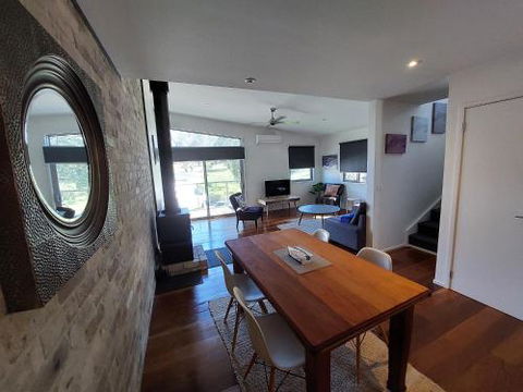Iron Bark Chalet - Tourism Townsville 4