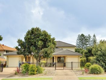 Lagoons Estate 6 Dowling Street - Tourism Townsville 0