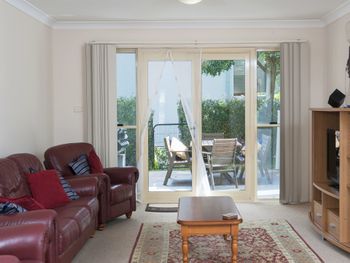 Lagoons Estate 6 Dowling Street - Tourism Townsville 3
