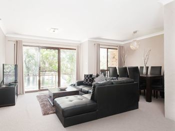 Nicholli Bay Parklands Unit 34 / 2 Gowrie Avenue - Tourism Townsville 0