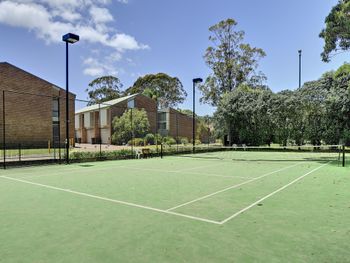 Nicholli Bay Parklands Unit 34 / 2 Gowrie Avenue - Tourism Townsville 5