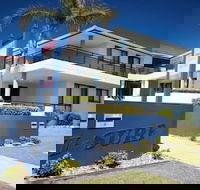 Hi Surf Unit 4 - Tourism Townsville