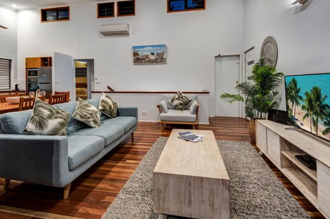 Casuarina 18 Ocean View - Tourism Townsville 6