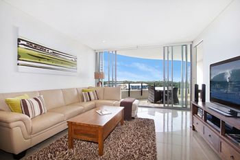 Cotton Beach Forty Four Roof Top - Tourism Townsville 0