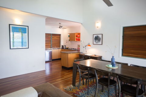 Casuarina 13 On Hamilton Island - Tourism Townsville 2