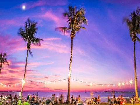 ZEN TOWERS - COZY HOLIDAY HOME For Families In CBD - Tourism Townsville 2