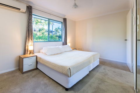 Sunset Waters Apartments - Tourism Townsville 5