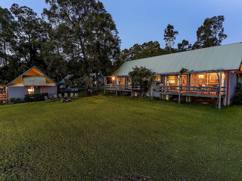 Vineyard Hill - Tourism Townsville 0