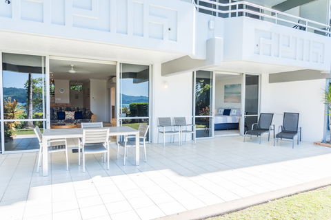 Frangipani 5 On Hamilton Island - Tourism Townsville 0