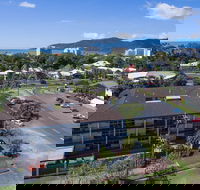 Cairns Holiday Lodge - Tourism Townsville