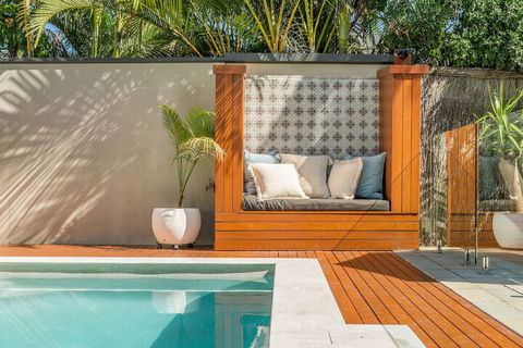 A PERFECT STAY - 3 Little Pigs - Tourism Townsville 2