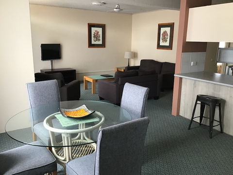 Sandcastles Holiday Apartments - Tourism Townsville 5