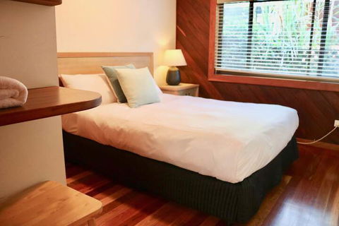 A Beach House At Byron - Tourism Townsville 5