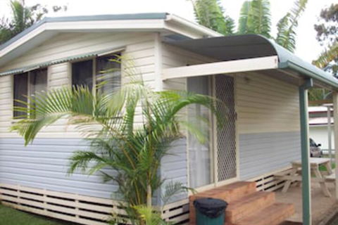 Banana Coast Caravan Park - Tourism Townsville 0
