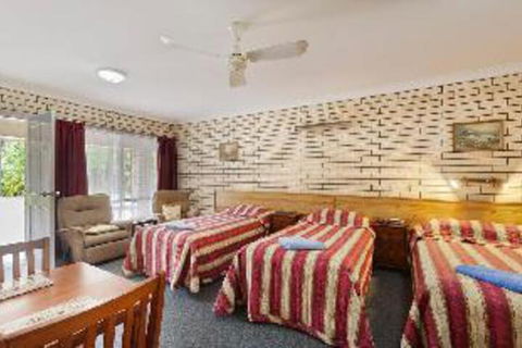 Sapphire Motel Coffs Harbour - Tourism Townsville 3