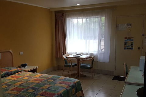 Chelsea Motor Inn - Tourism Townsville 2