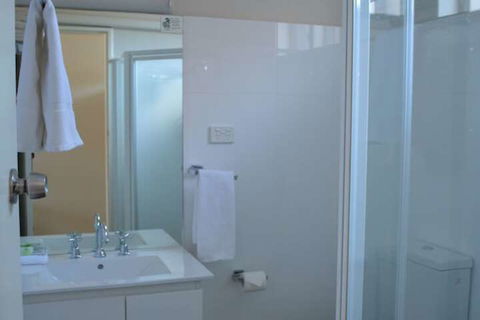 Chelsea Motor Inn - Tourism Townsville 7