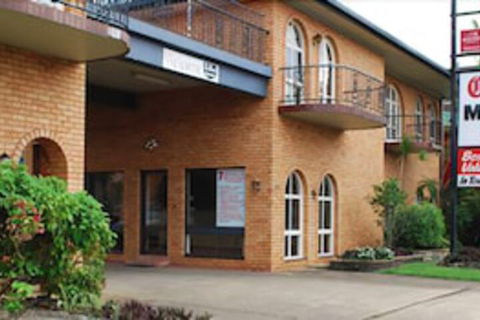 Chelsea Motor Inn - Tourism Townsville 1