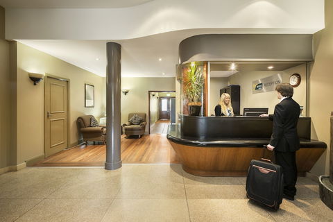 Quest Canberra - Tourism Townsville 3