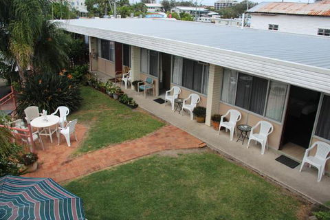 Caloundra Suncourt Motel - Tourism Townsville 4