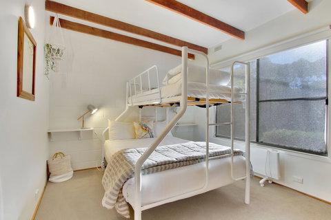 Jetty Road Retreat - Tourism Townsville 6