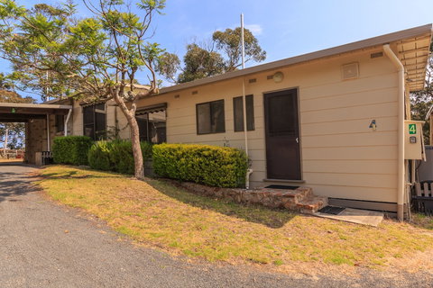 Jetty Road Retreat - Tourism Townsville 1