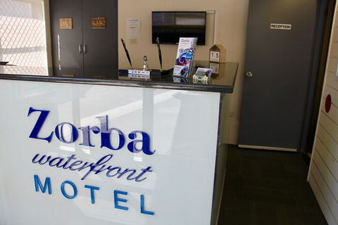 Zorba Motel - Tourism Townsville 5