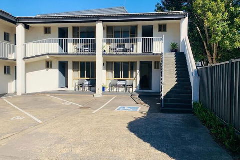 Zorba Motel - Tourism Townsville 3