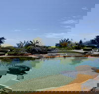 Four Winds Villas - Tourism Townsville