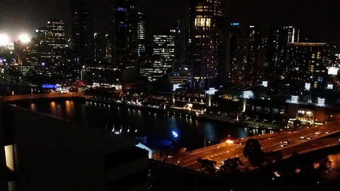 Melbourne Holiday Apartments At Northbank â€“ Downie Street - Tourism Townsville 0
