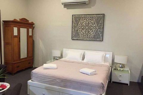 Fairway Manor Accommodation - Tourism Townsville 3
