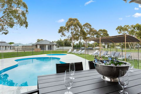 Sanctuary Inn On Westernport - Tourism Townsville 4