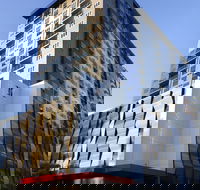 H on Mitchell Apartment Hotel - Tourism Townsville