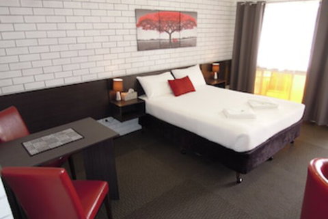 Jackaroo Apartments - Tourism Townsville 0