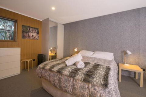 Studio 13 - Tourism Townsville 4